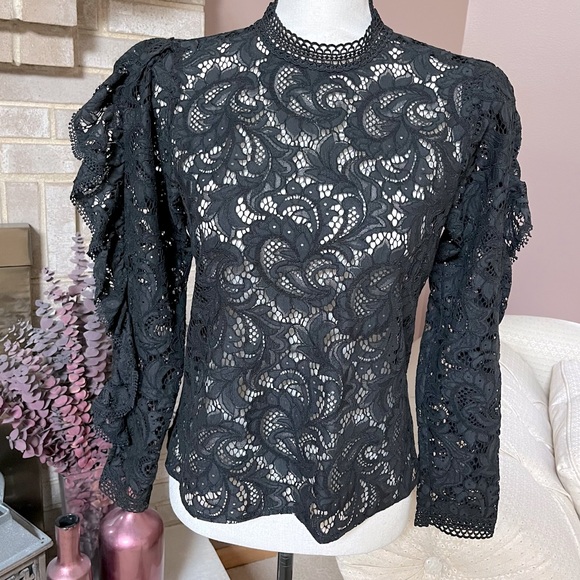 LIKE NEW! EXPRESS Lace Ruffle Sleeve Top - Black - Picture 4 of 11